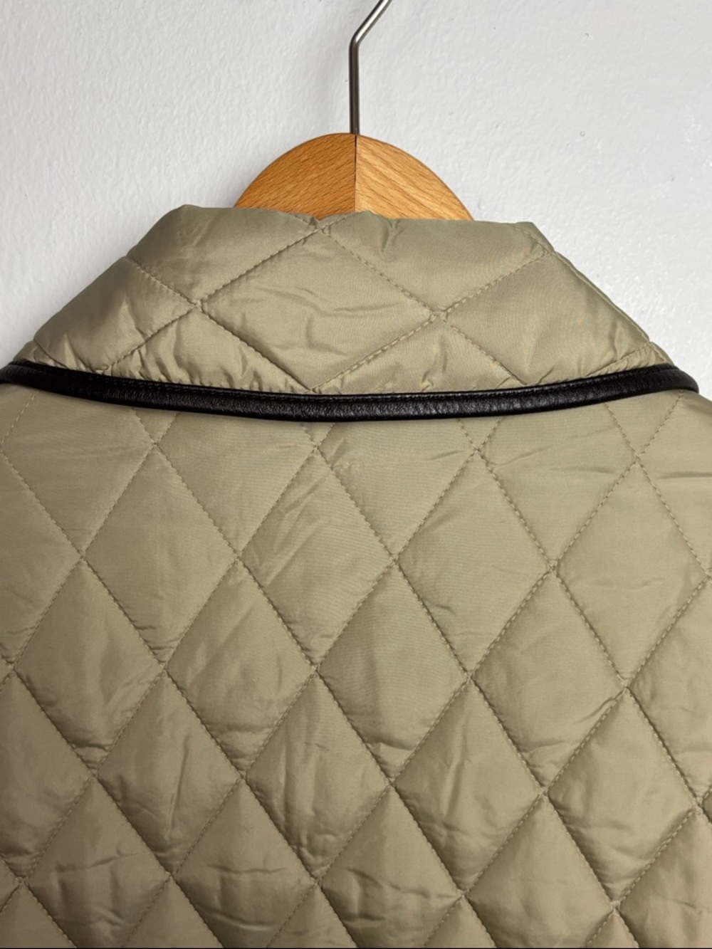 Coach Women's Large Classic Diamond Quilted Jacket Tan Snap Button Leather Trim - Picture 5 of 8